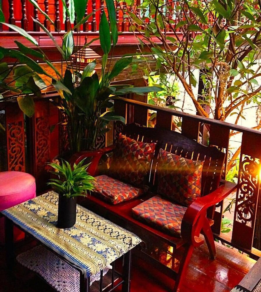 Baifern Homestay Аюттхая Экстерьер фото