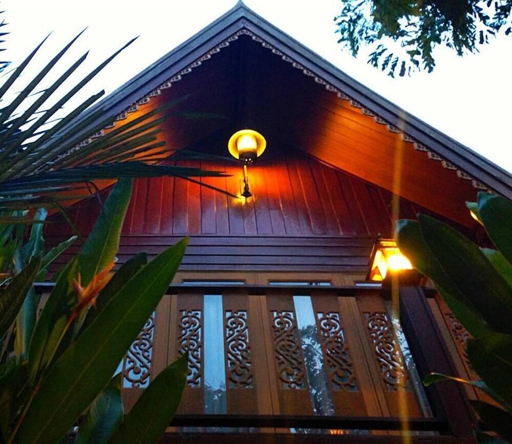 Baifern Homestay Аюттхая Экстерьер фото
