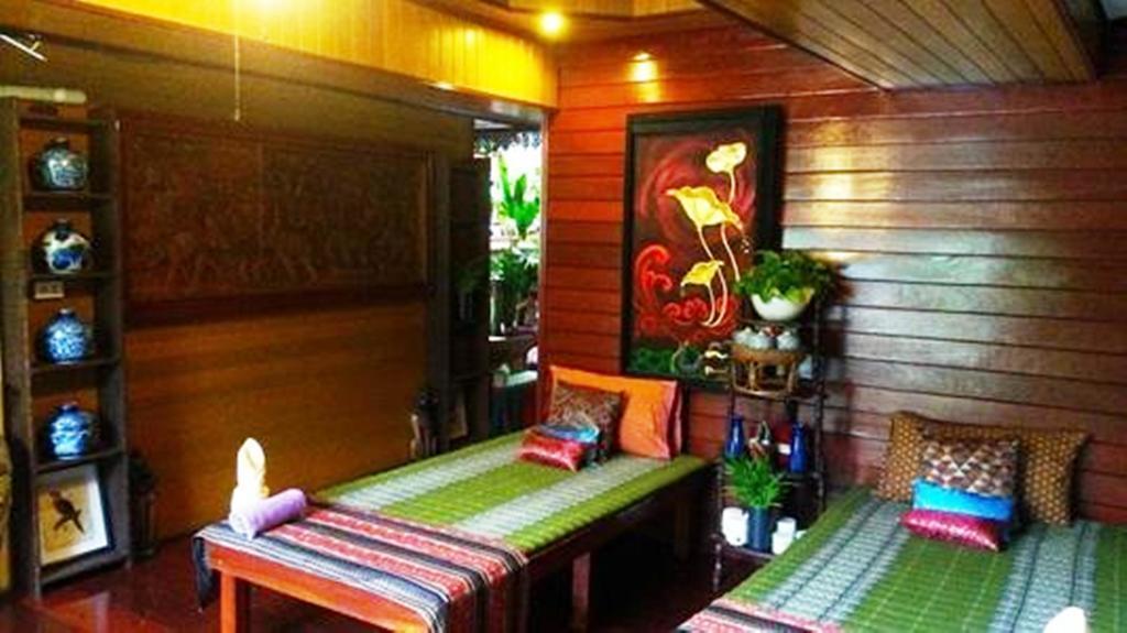 Baifern Homestay Аюттхая Экстерьер фото