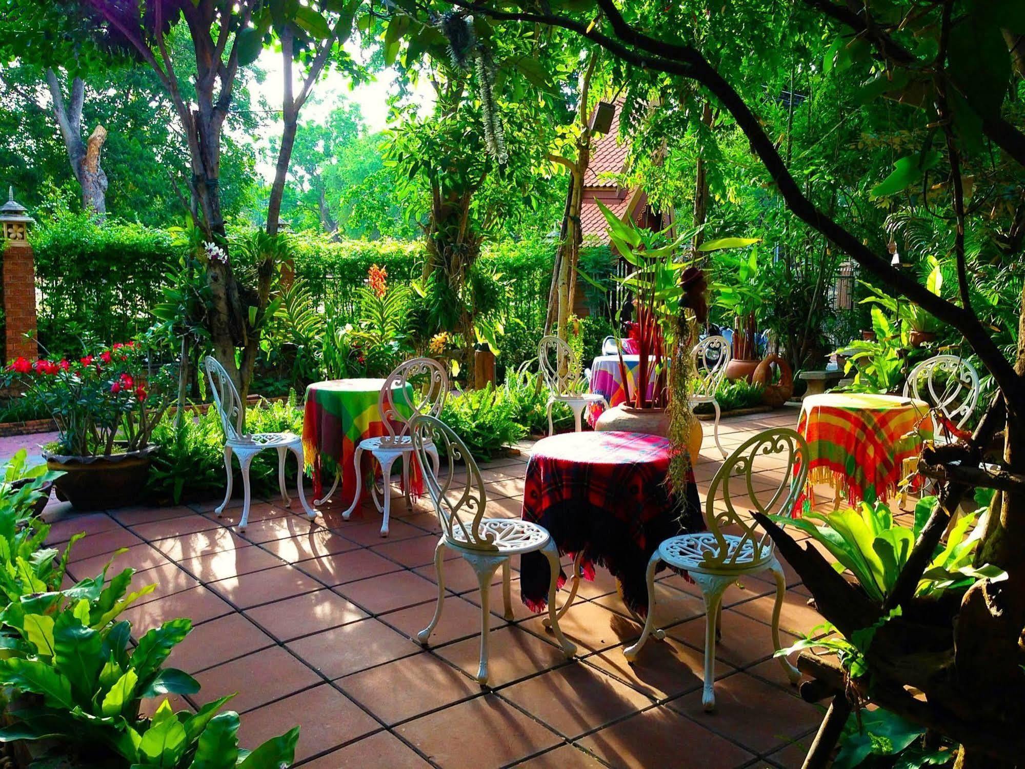 Baifern Homestay Аюттхая Экстерьер фото