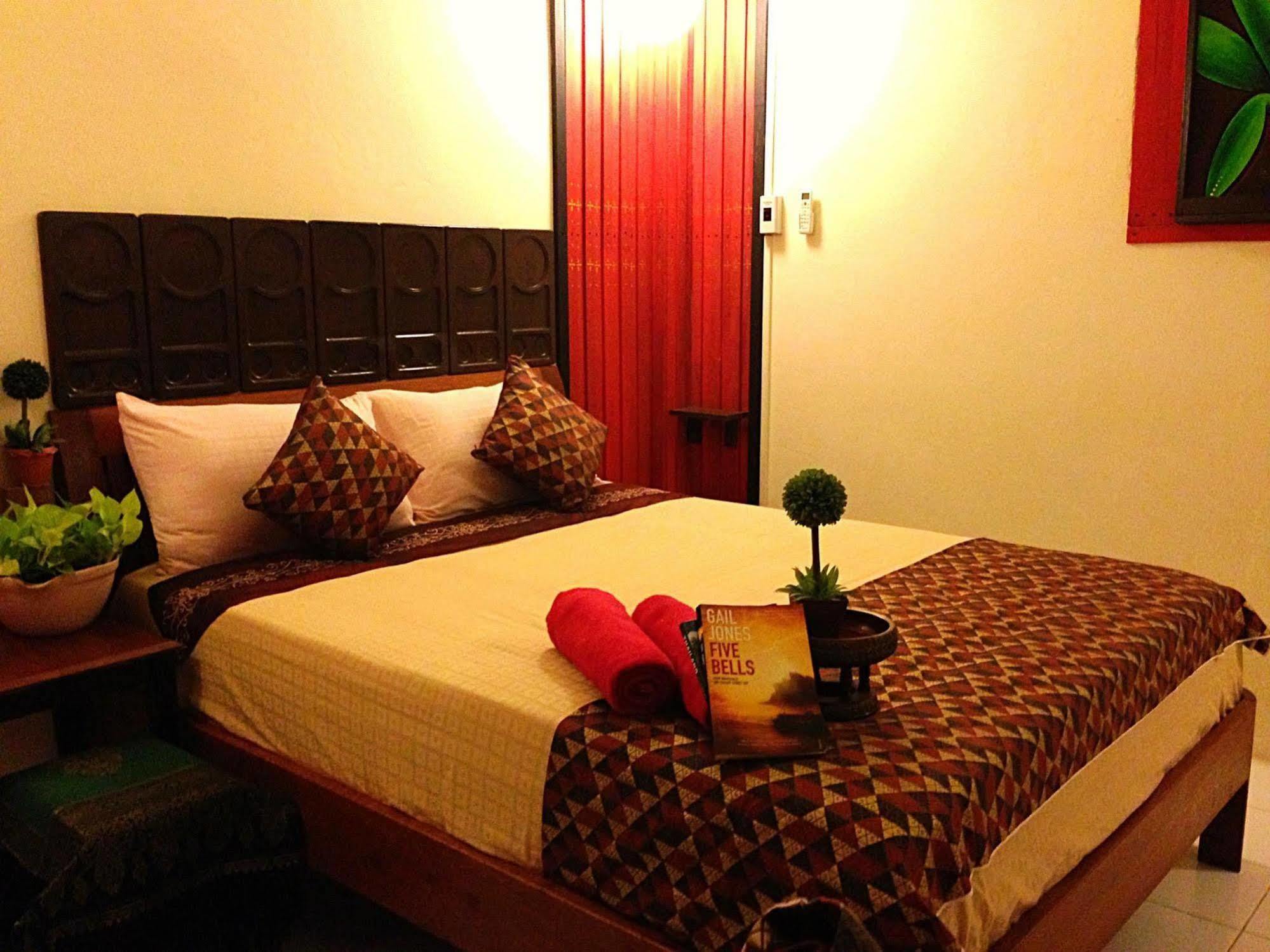 Baifern Homestay Аюттхая Экстерьер фото